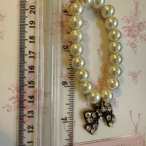 Pearl Beaded Bracelet with Bow Charm